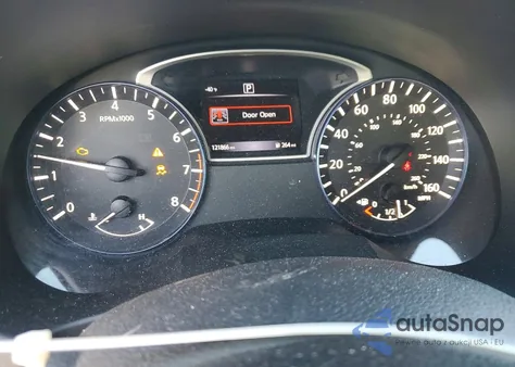 2017 Nissan Altima 2.5 z USA, uszkodzony, nr VIN 1N4AL3AP5HC138044